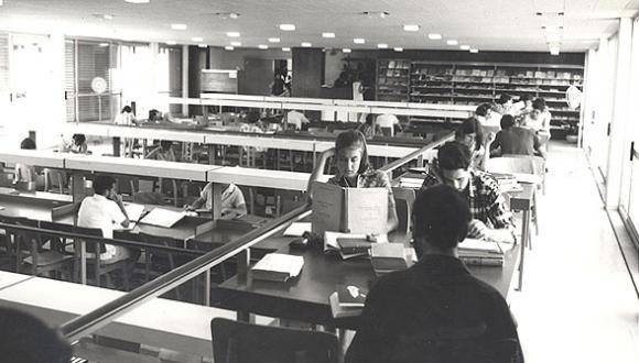הספריה למדעים מדויקים, שנות 1970  